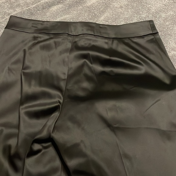 Talbots Women’s Curvy Black Satin-Look Dress Trousers. Size 12 Petite. - Picture 2 of 11